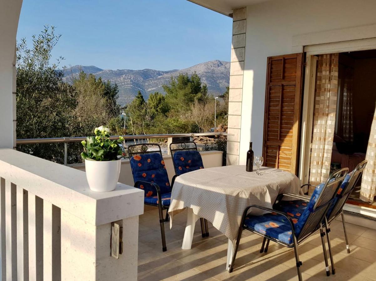 Apartmani Luka Zrnovo 외부 사진